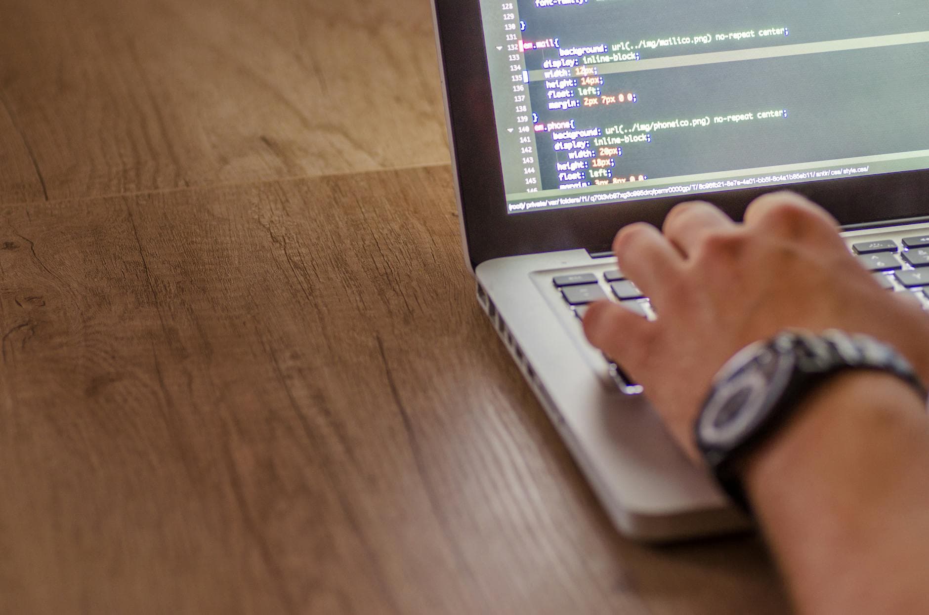 Senior React/Next.js Interviews: Questions & Take-Home